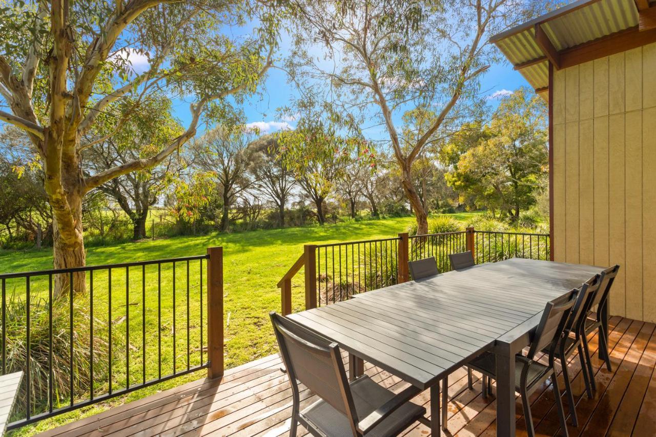 Isla Villa, Cowes, Phillip Island. * Cowes